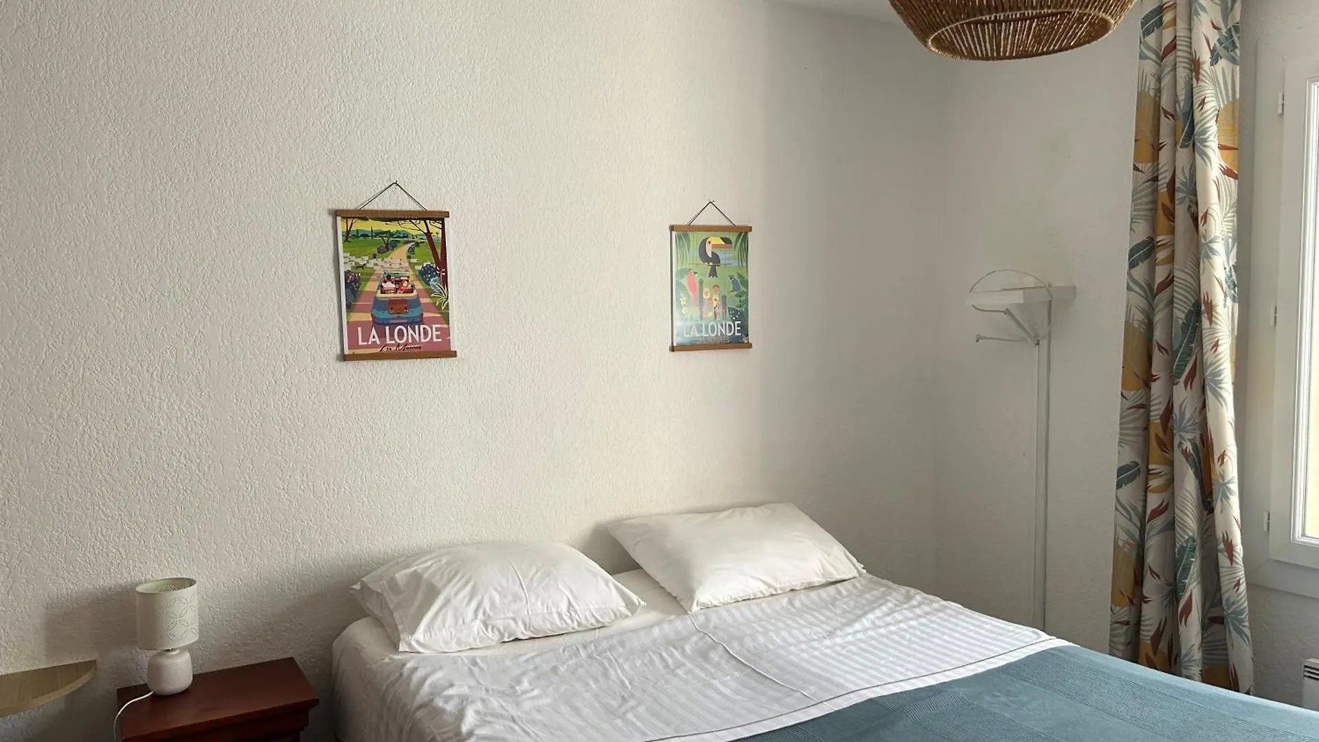 Provencal Style Home In Mediterranean Seaside Town 拉隆德莱丝莫里斯 0*,  法国