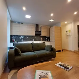 Moderne 2 5 Voyageurs , Paris France
